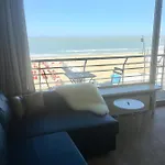 Superbe Vue Avec Balcon *
