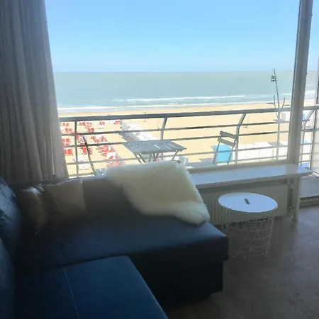 Superbe Vue Avec Balcon *